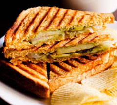 bombay-cutting-veg-sandwich